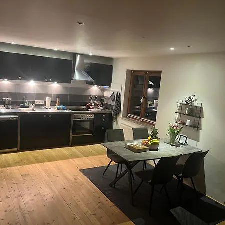 Apartmán Tritt Ein Bring Glueck Herein - Exquisite 75 Qm - Messenaehe - Parkplatz - Flughafennaehe