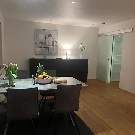 Tritt Ein Bring Glueck Herein - Exquisite 75 Qm - Messenaehe - Parkplatz - Flughafennaehe Apartment