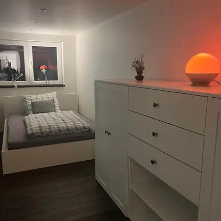 Tritt Ein Bring Glueck Herein - Exquisite 75 Qm - Messenaehe - Parkplatz - Flughafennaehe Apartman Düsseldorf