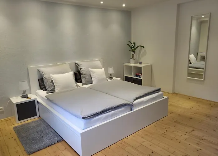 Tritt Ein Bring Glueck Herein - Exquisite 75 Qm - Messenaehe - Parkplatz - Flughafennaehe Düsseldorf