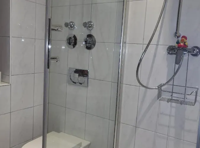 Tritt Ein Bring Glueck Herein - Exquisite 75 Qm - Messenaehe - Parkplatz - Flughafennaehe * Düsseldorf