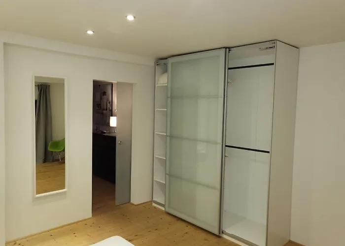 Tritt Ein Bring Glueck Herein - Exquisite 75 Qm - Messenaehe - Parkplatz - Flughafennaehe