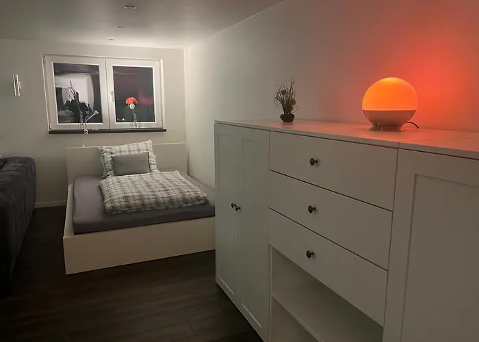 Tritt Ein Bring Glueck Herein - Exquisite 75 Qm - Messenaehe - Parkplatz - Flughafennaehe Apartman Düsseldorf