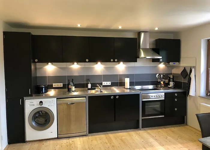 Tritt Ein Bring Glueck Herein - Exquisite 75 Qm - Messenaehe - Parkplatz - Flughafennaehe *